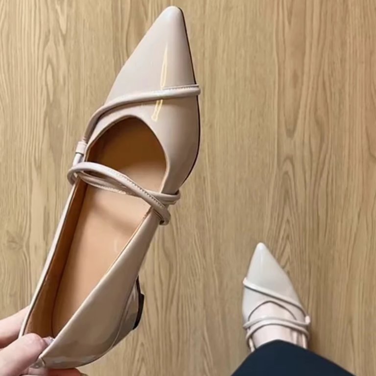 B738 SHOES