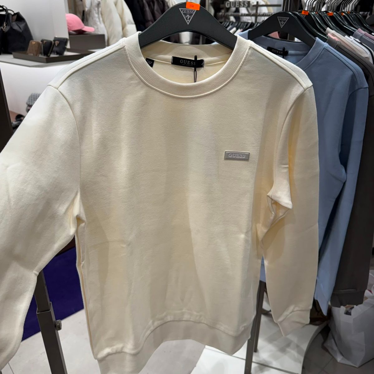 GUESS GU117 TOP