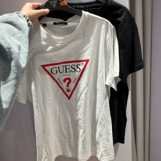 GUESS GU404 2 IN 1 SET TOP